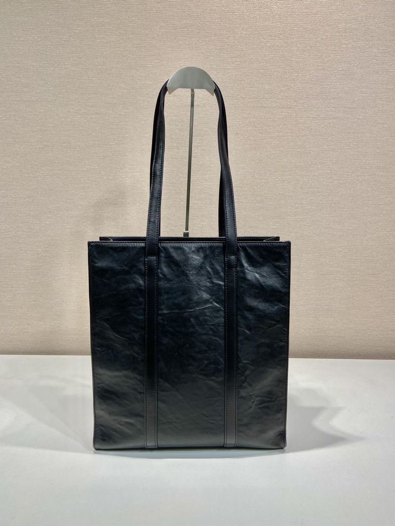 Pra*a tote bags